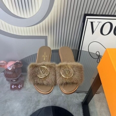 Louis Vuitton Slippers